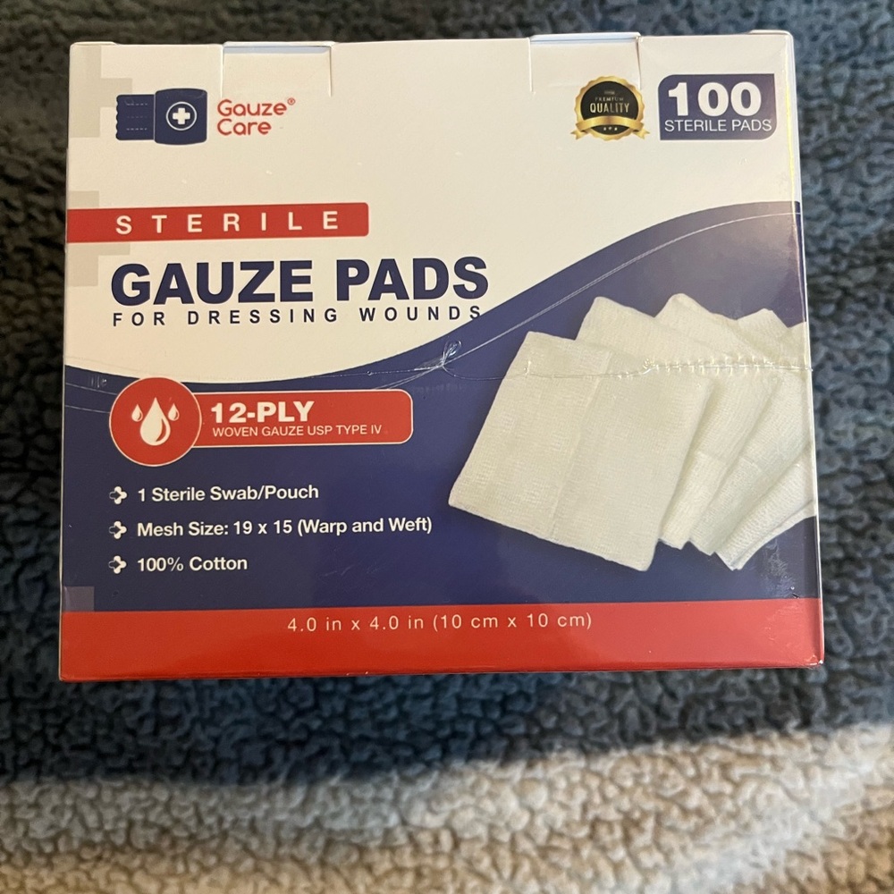 Gauze Care Sterile Gauze Pads 100 Pack